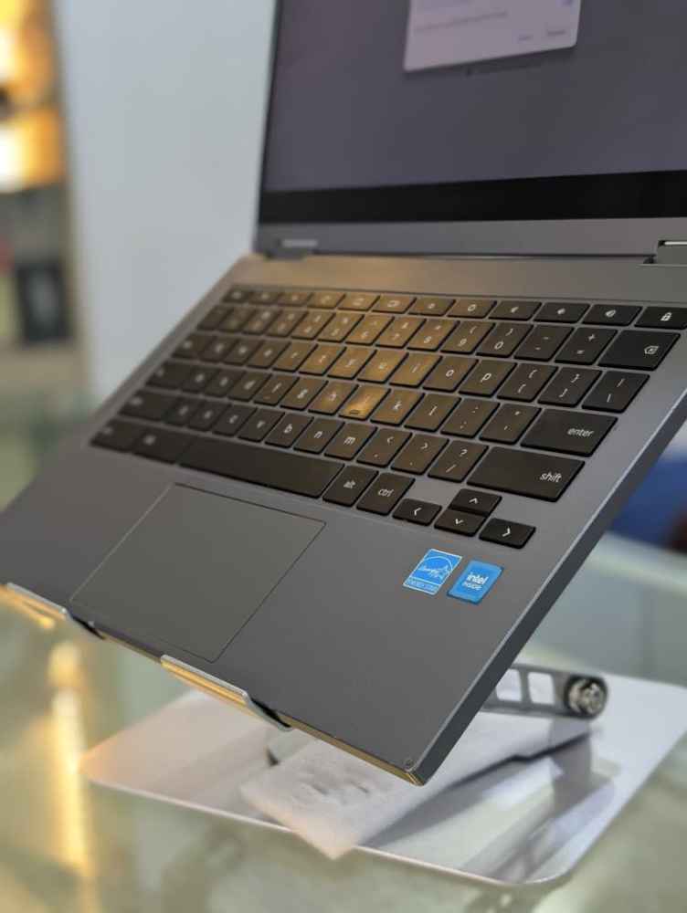 Samsung Galaxy ChromeBook image - mobimarket